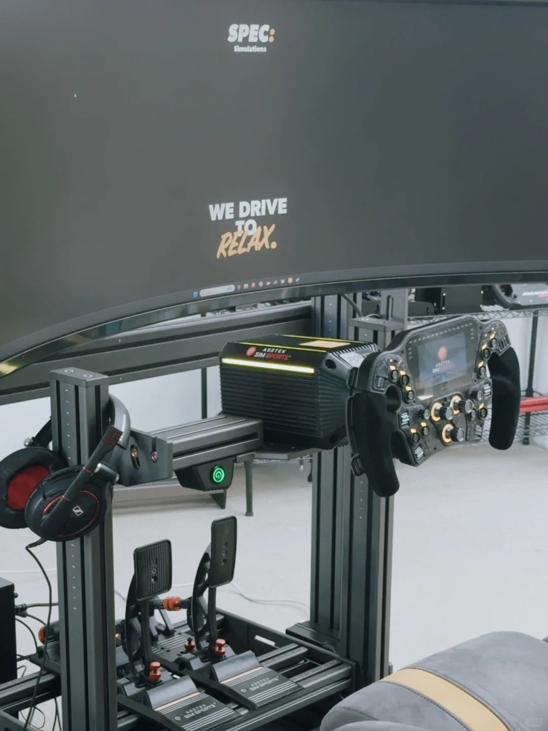 Spec Lab X — Professional-Grade Crate-Shipped Simulator